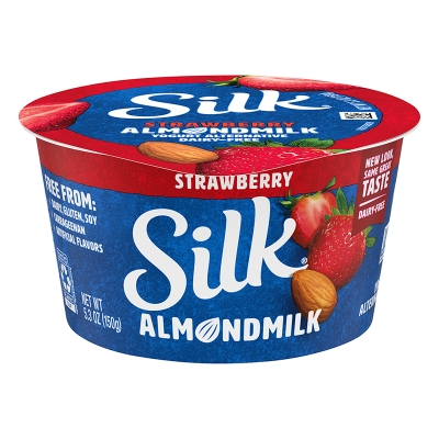Yogurt De Almendra Sabor Fresa Silk 5.3 Oz